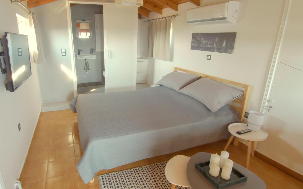 Augoustinos - Sea Side Luxury Apartments Artémida Eksteriør bilde